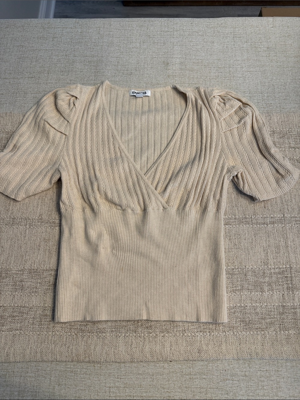 Express Cream Ribbed V-Neck Puff Sleeve Top